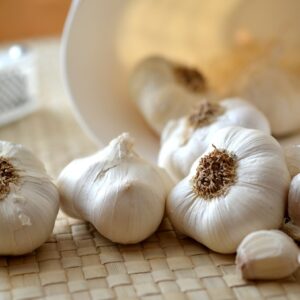 garlic, cloves of garlic, kitchen